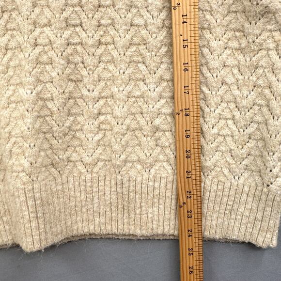 Old Navy Sweater L Turtleneck Knit Cozy Warm Soft Cream Neutral Capsule Preppy - Picture 13 of 14